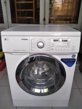 Máy Giặt Sấy LG (2 Trong 1) 7 /4 kg Truyền Động Trực Tiếp