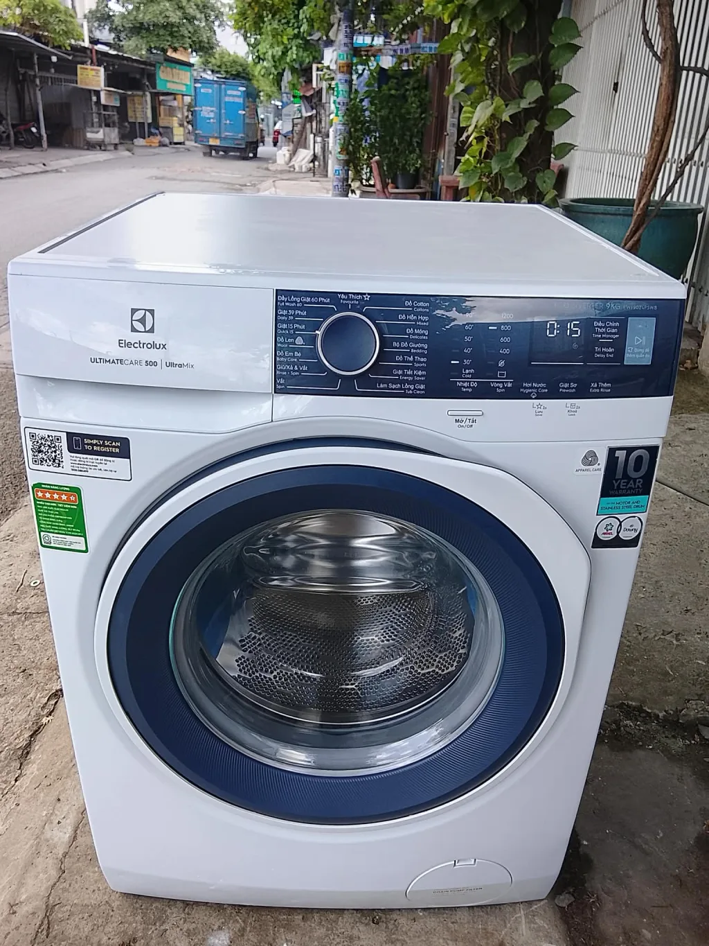 Máy giặt Electrolux 9kg inverter, mới 95%
